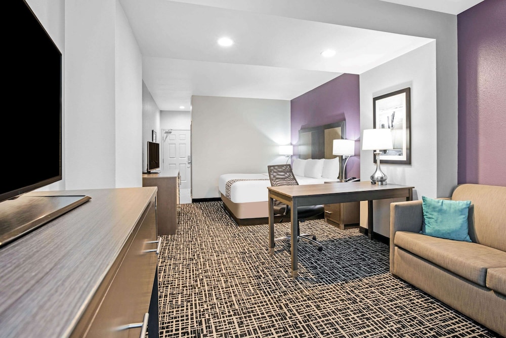 La Quinta Inn & Suites by Wyndham Corpus Christi - Portland 23/43