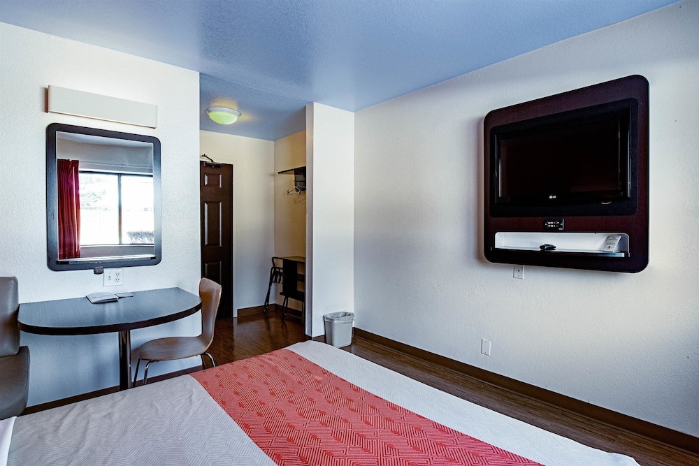 Motel6 Palatine, IL - Chicago Northwest 27/52