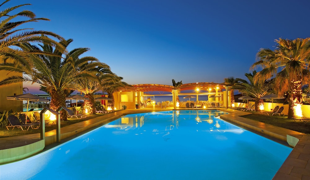 Eva Bay Resort 48/49