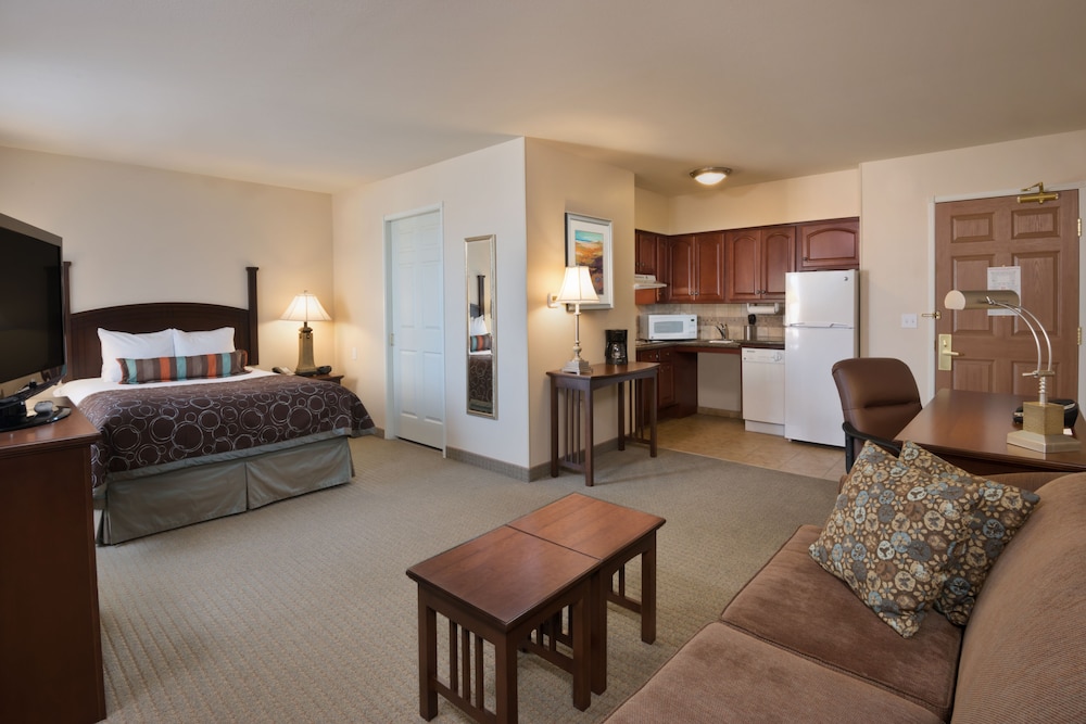 Staybridge Suites Tucson Airport 39/67