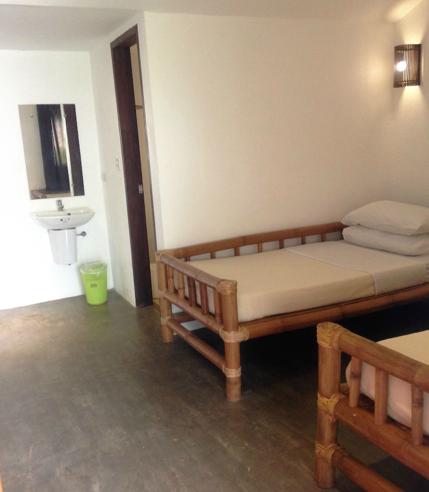 The Lazy Dog Bed And Breakfast 28/60