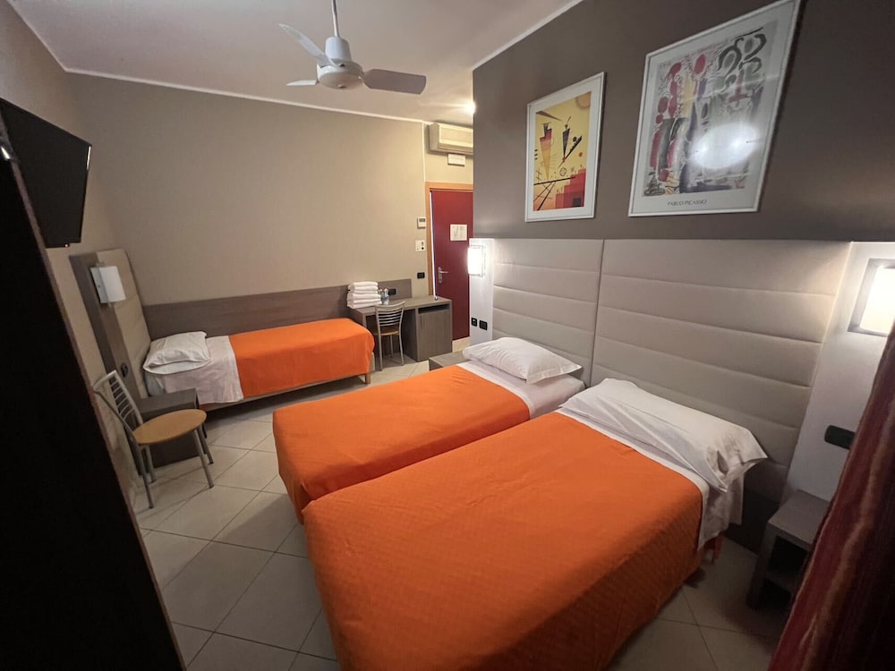 Hotel Parma 39/57