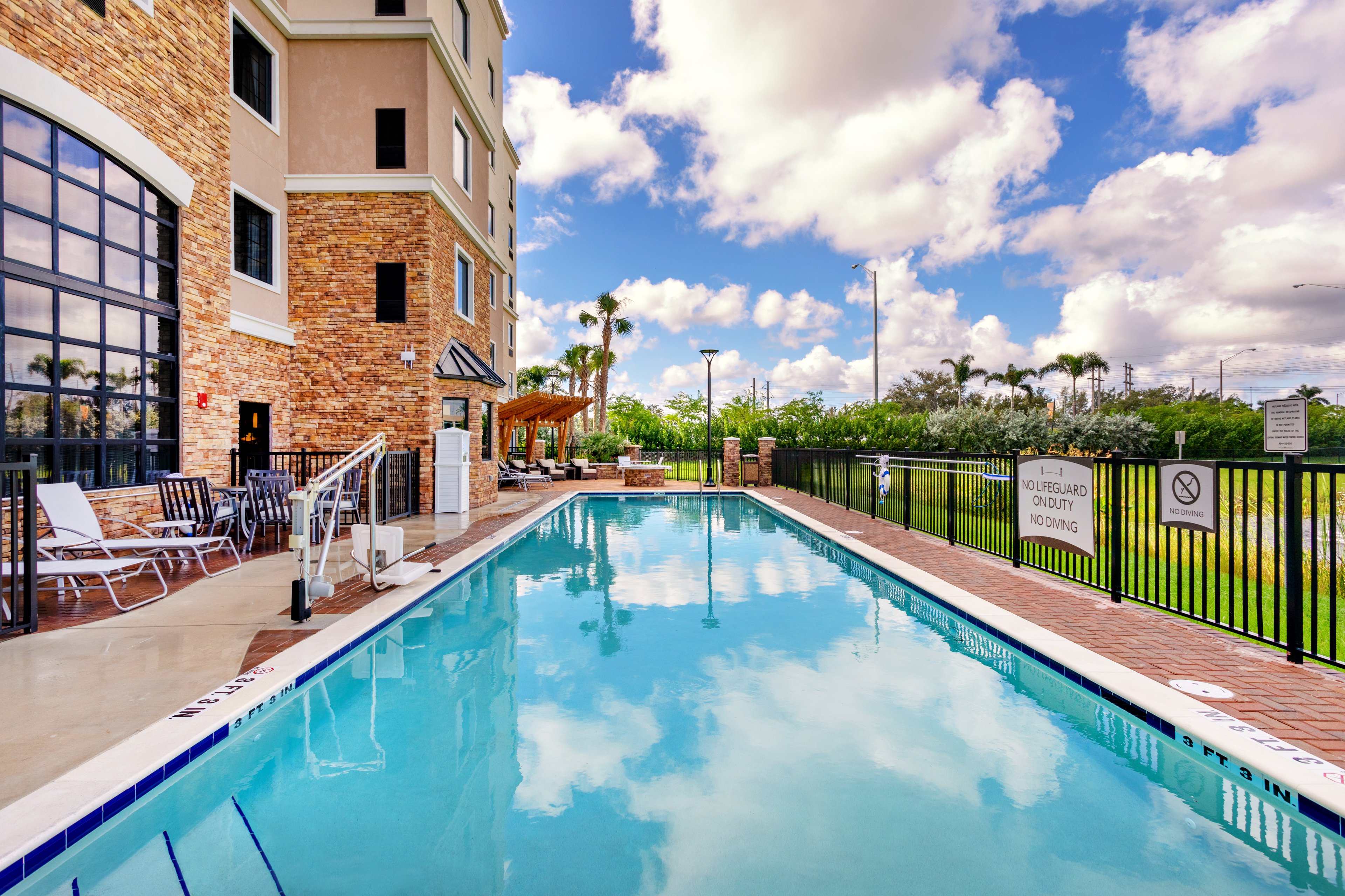 Staybridge Suites Fort Lauderdale Airport - West 52/53