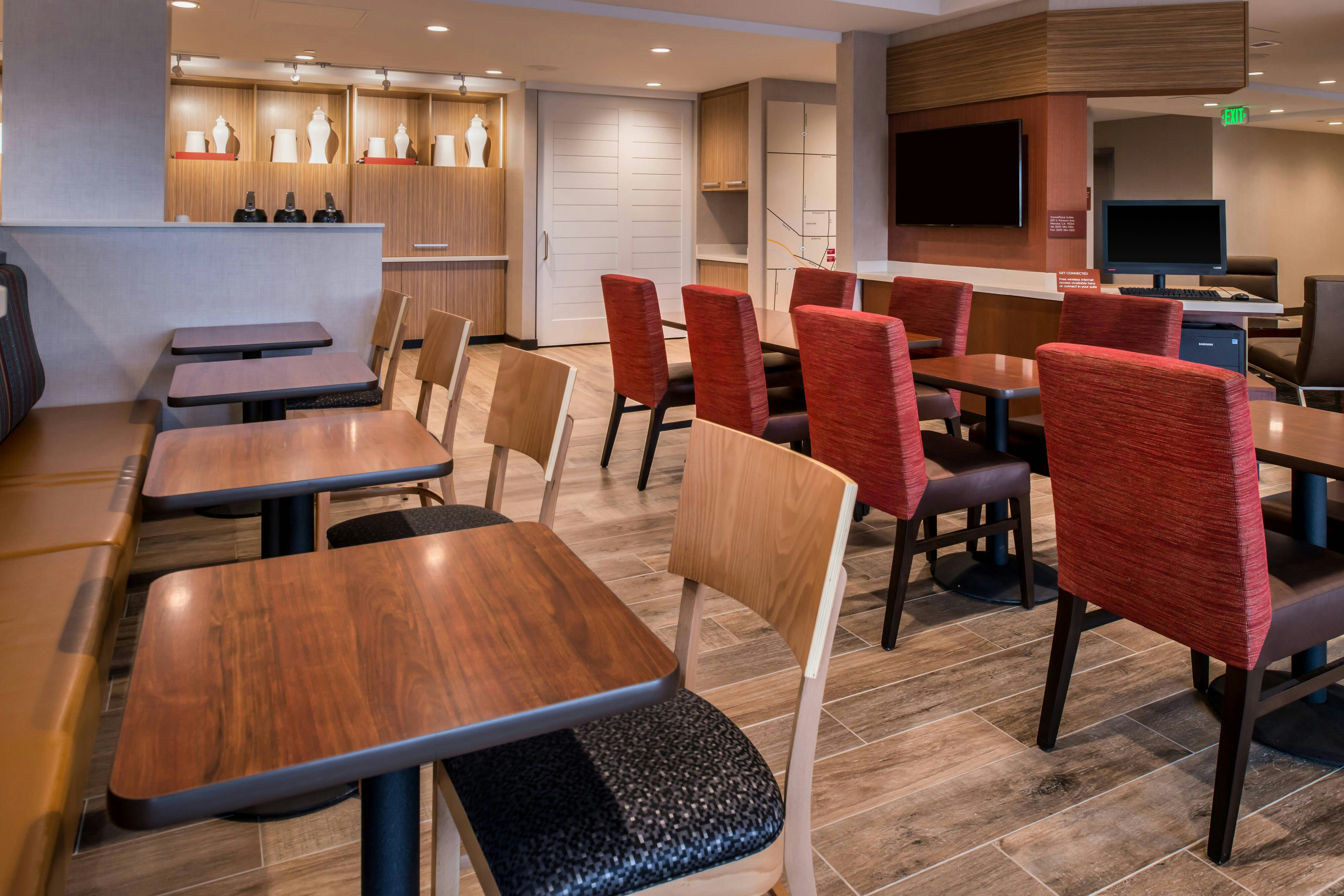 Towneplace Suites By Marriott Merced 51/54