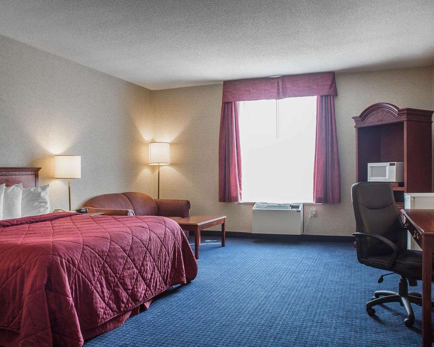 Quality Hotel Suites Woodstock 9/35
