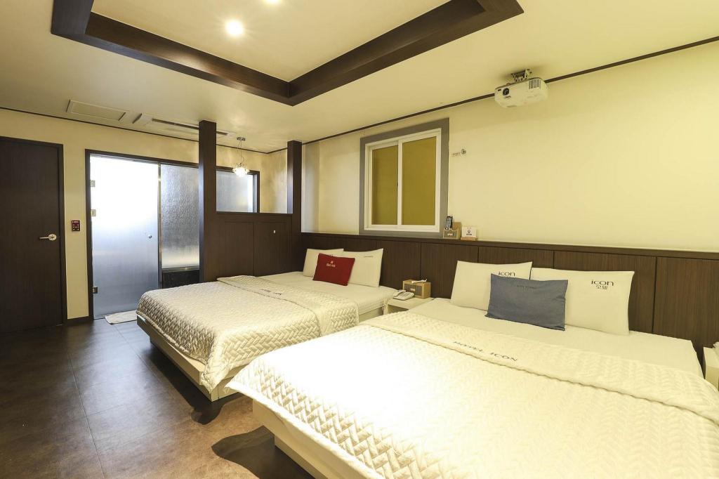 Icon Motel 20/57