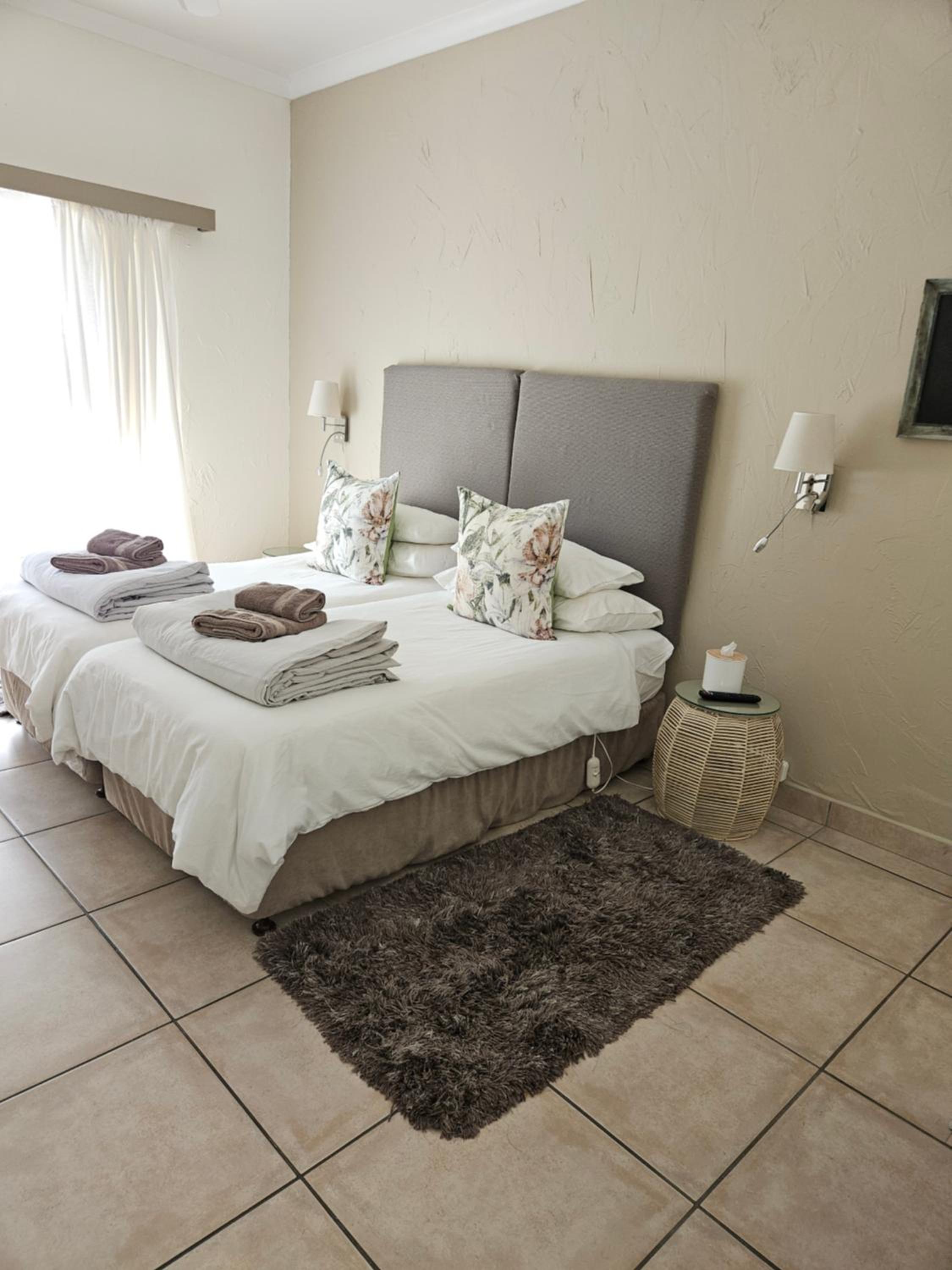 Stannards Guest Lodge 11/50