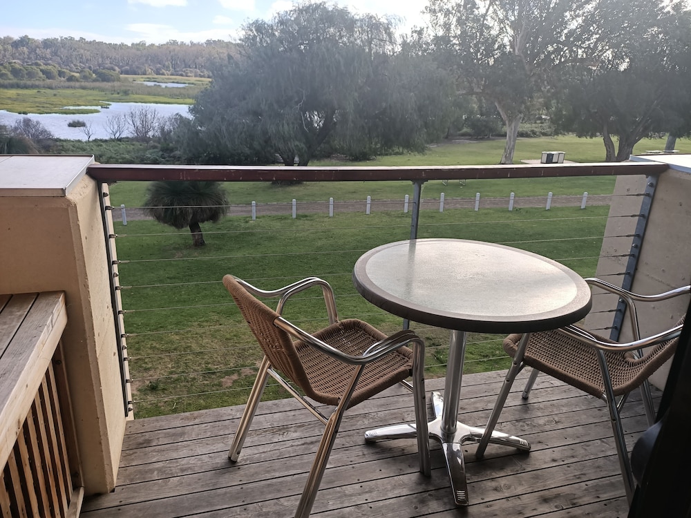 Yanchep Inn 36/41