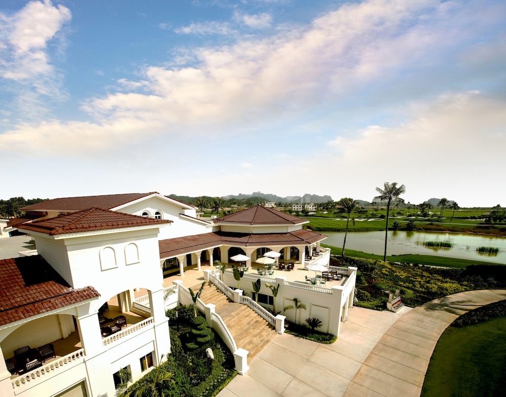 Song Gia Golf Resort By Hyundai 30/37