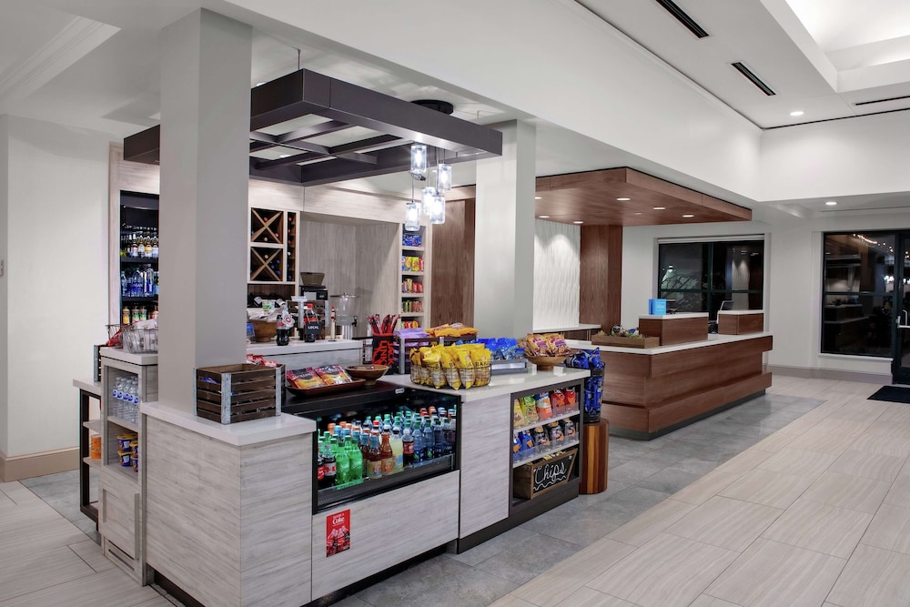 Hilton Garden Inn Atlanta Perimeter Center 45/64