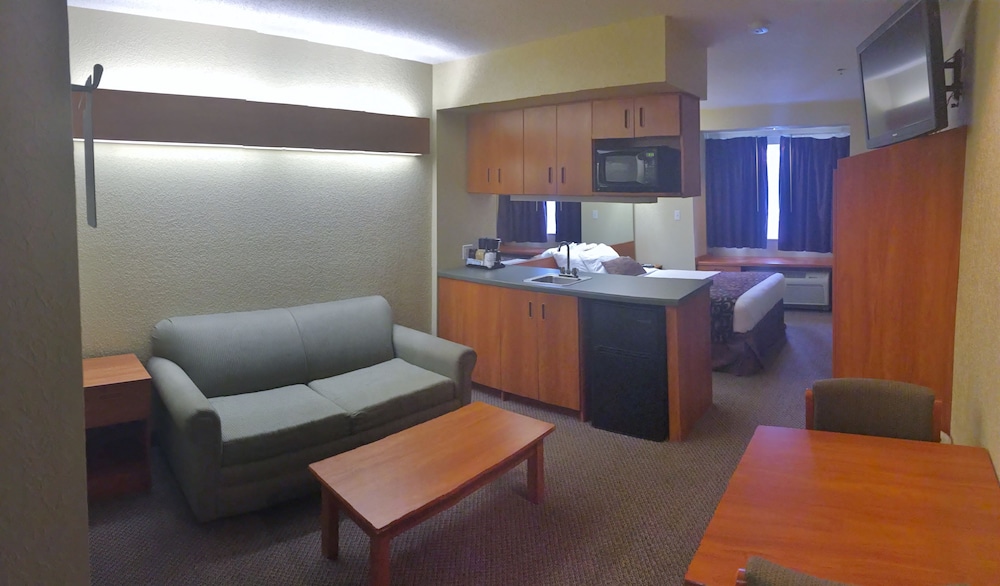 Microtel Inn & Suites By Wyndham Beckley East 27/37