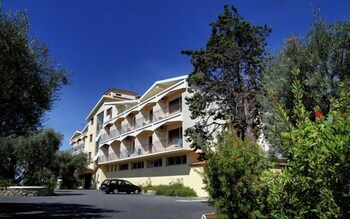 HOTELCLUB GUARDACOSTA 2/50