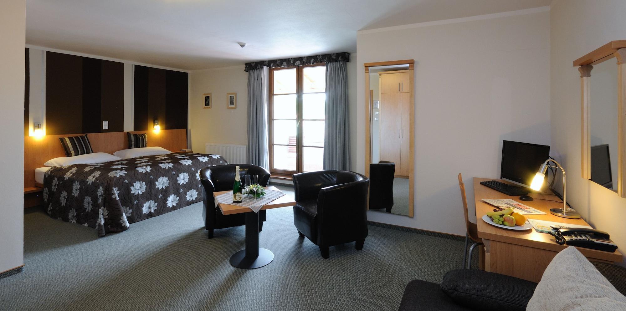 Galant Mikulov Hotel 36/58