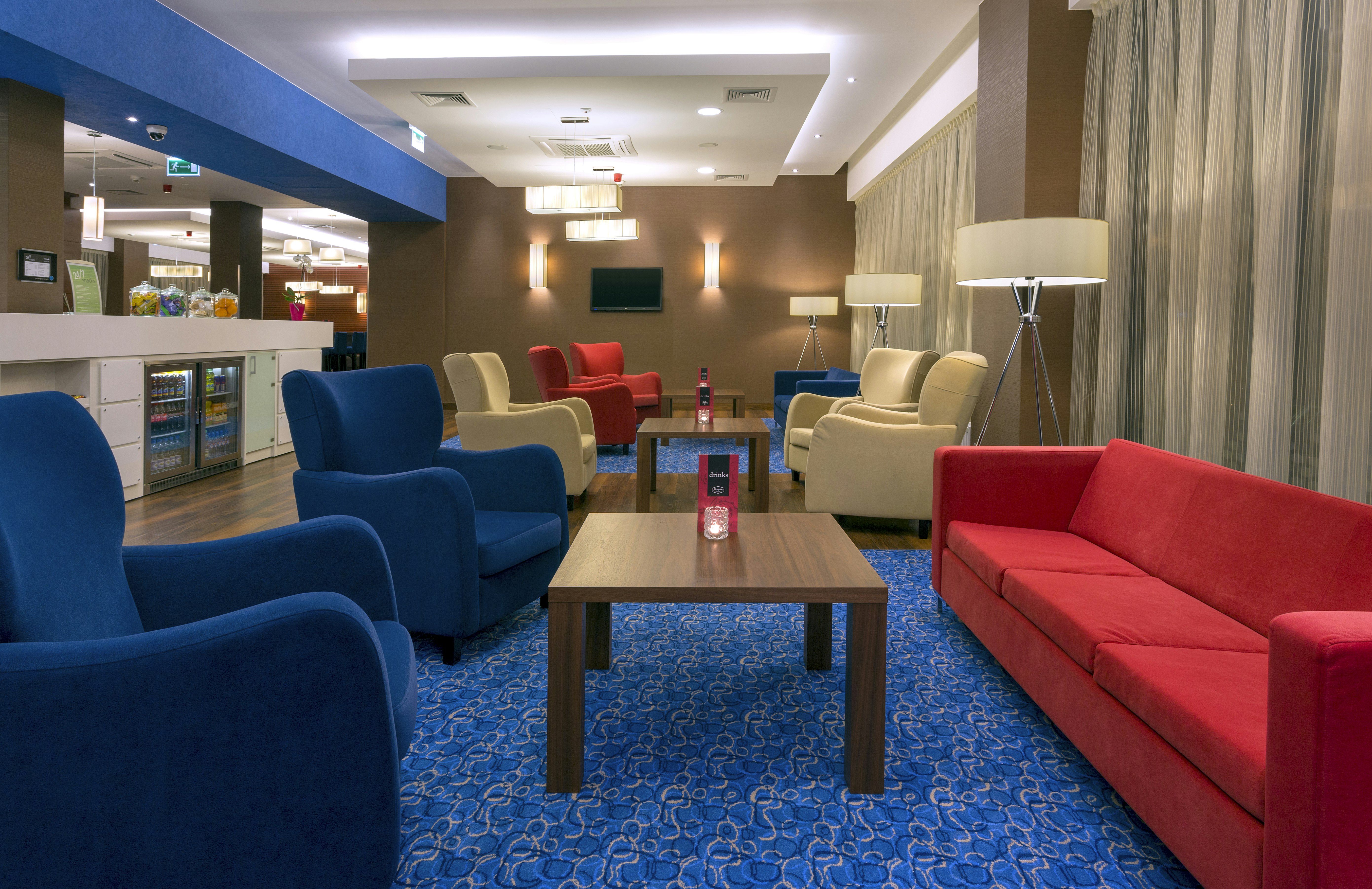 Hampton By Hilton Gdansk Airport 10/19
