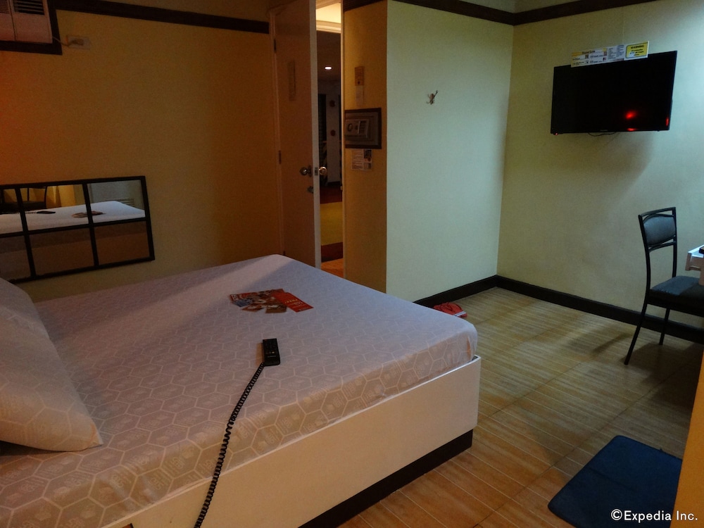Hotel Sogo Wood Street Pasay 22/41