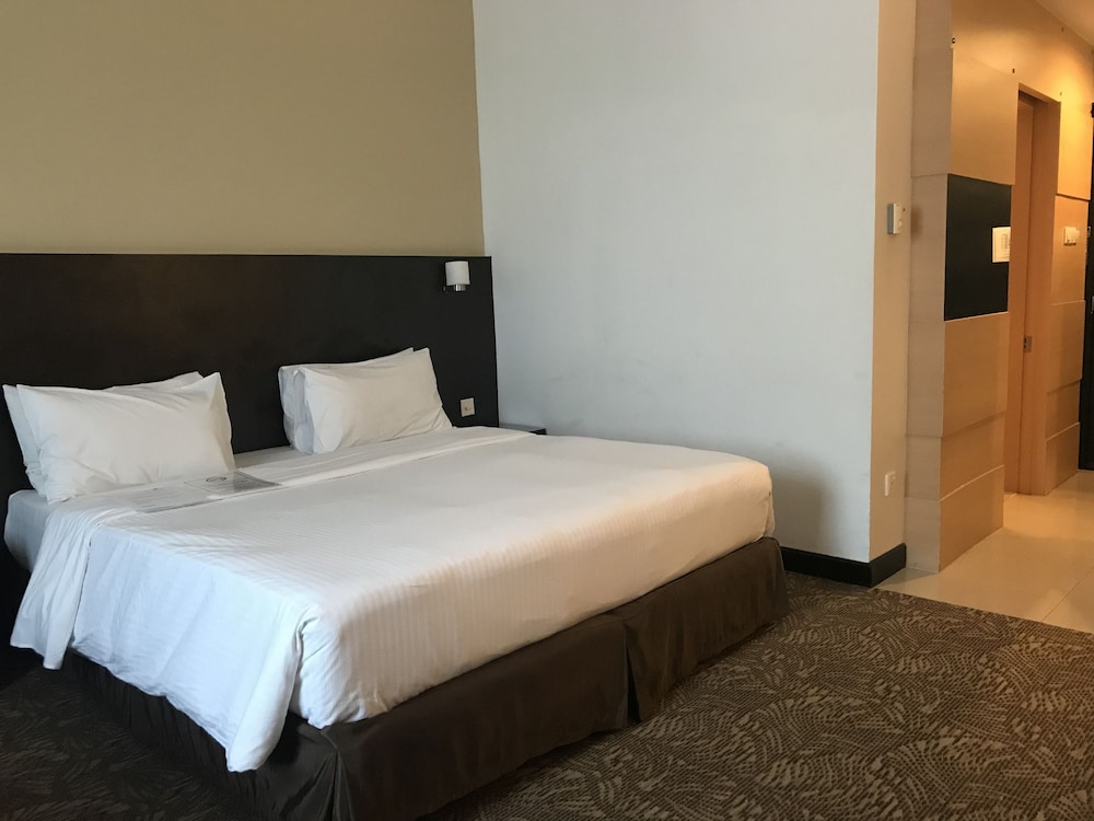 The Klagan Hotel 5/48