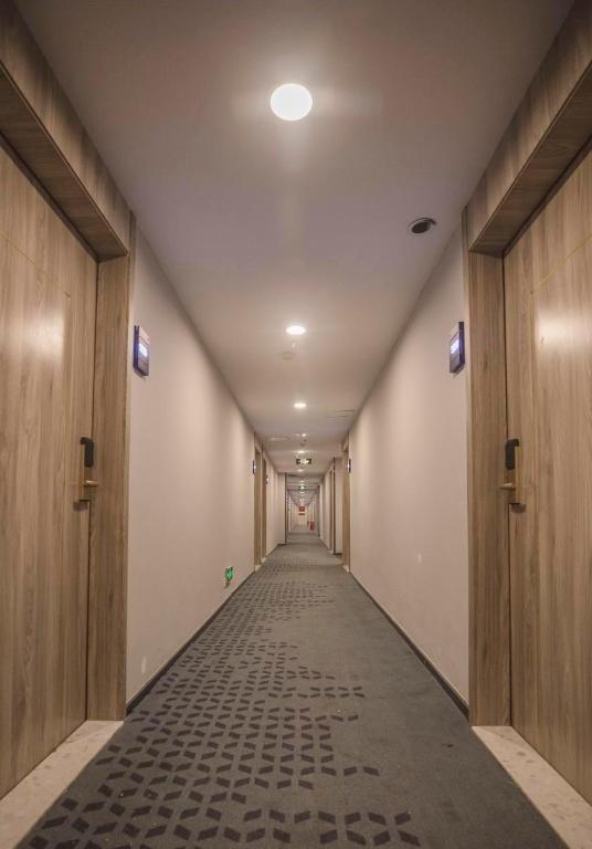 7 デイズ イン 紅旗河溝 写真2