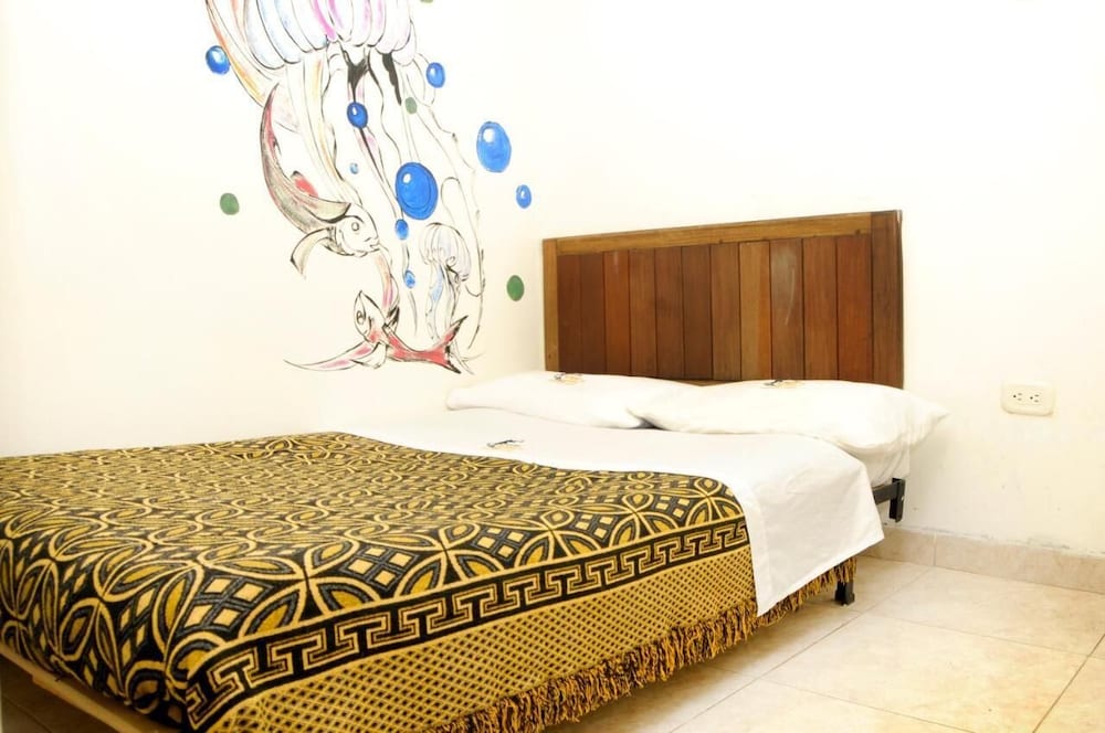 STANDARD, DOUBLE BED