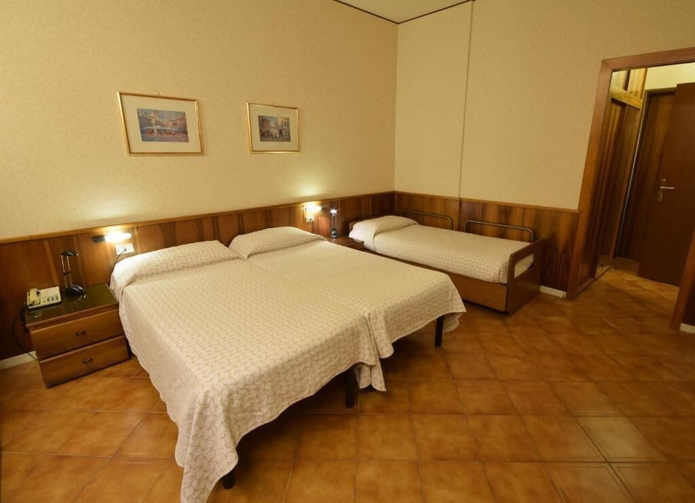 Euromotel Croce Bianca 11/59
