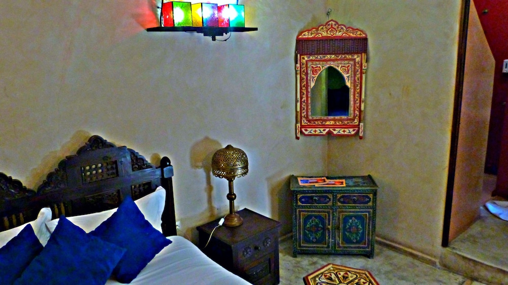 Riad Sidi Mimoune 42/76