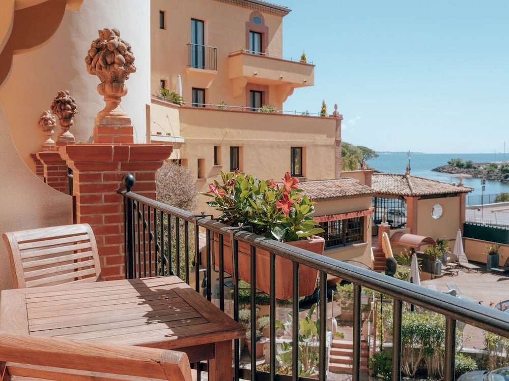 Ermitage de L Oasis Ex Ermitage Du Riou Cannes Mandelieu 5/80