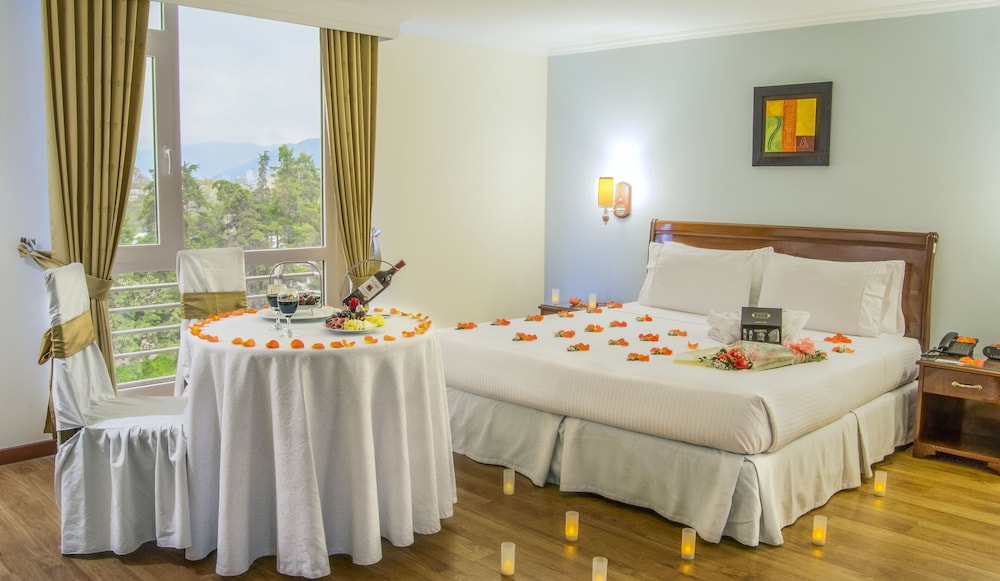 San Pablo Hotel 26/65