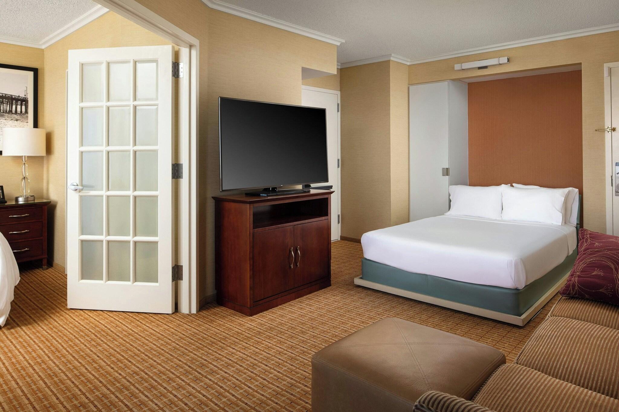 جناح بسرير مزدوج، Marriott Newport Beach Bayview 2/5
