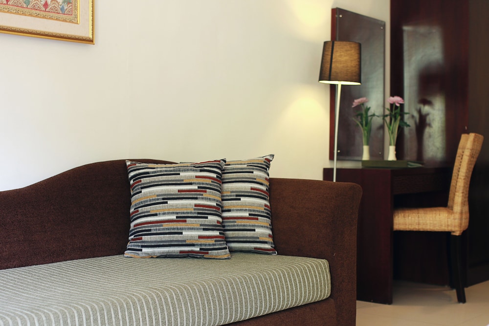 Respati Beach Hotel 37/66