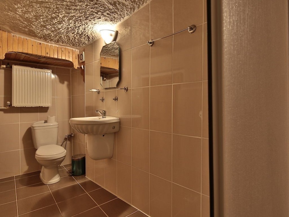 Melek Cave Hotel 49/50