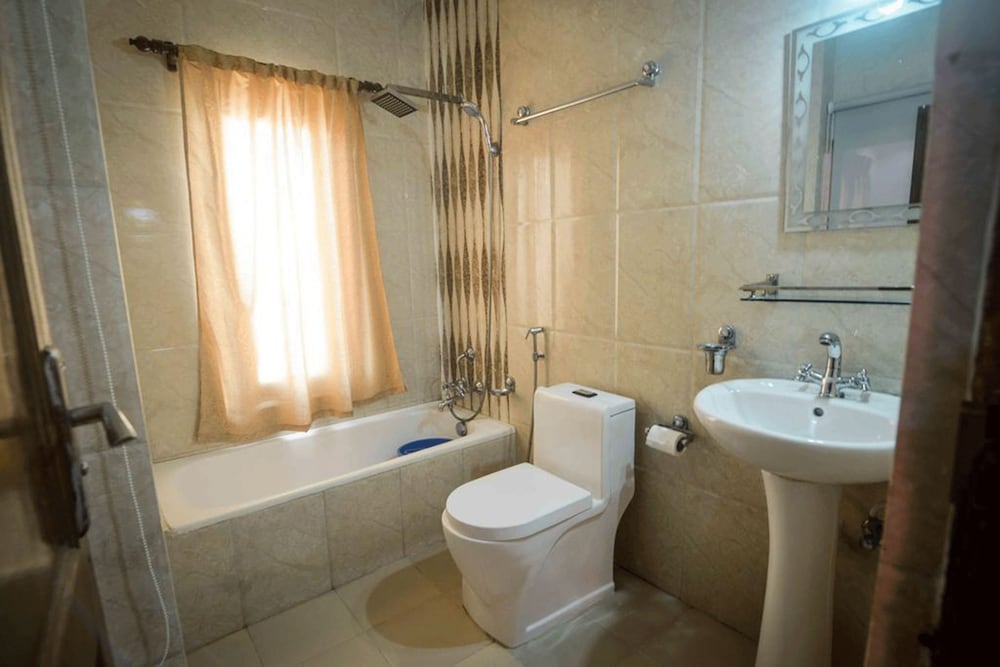 Hotel Shivam Plaza 30/30