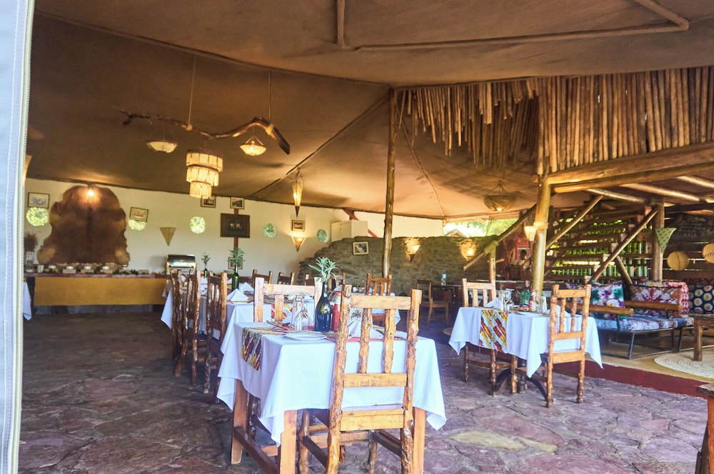 IKOMA TENTED CAMP 40/50