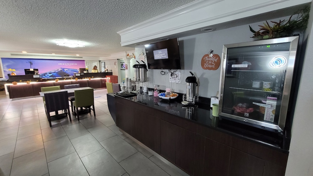 La Quinta Inn by Wyndham Corpus Christi South 23/33