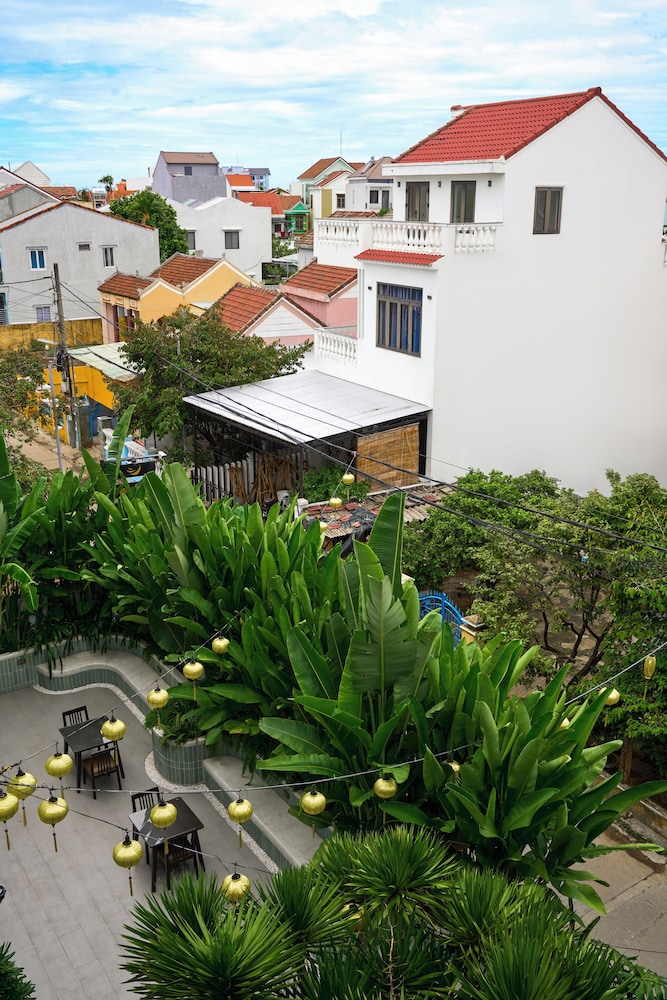 Banana Garden Villa 79/82