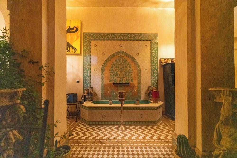 Palais Nejma 37/39