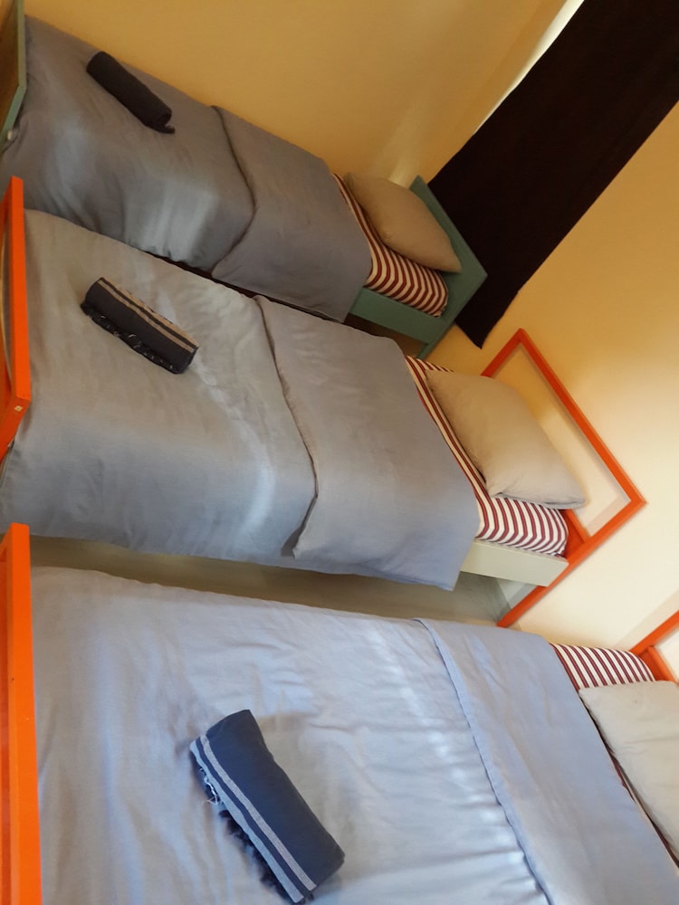 Taxim Hostel 24/74