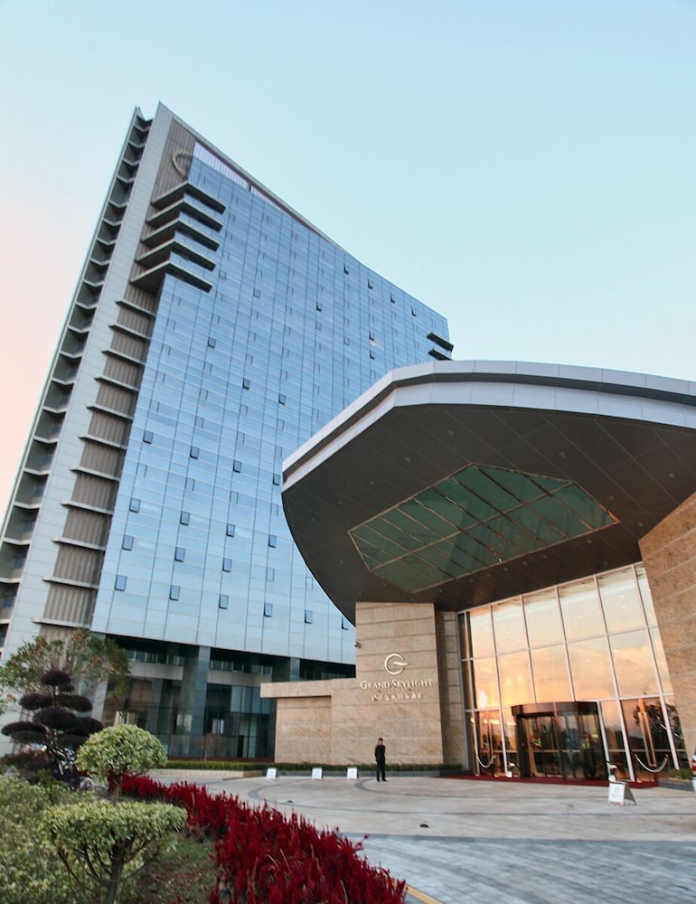 Grand Skylight International Hotel Gongqingcheng 1/24