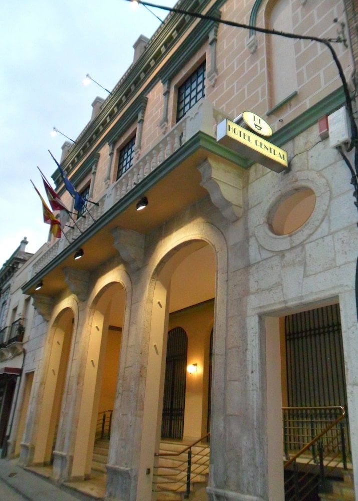Hotel Central 3/59