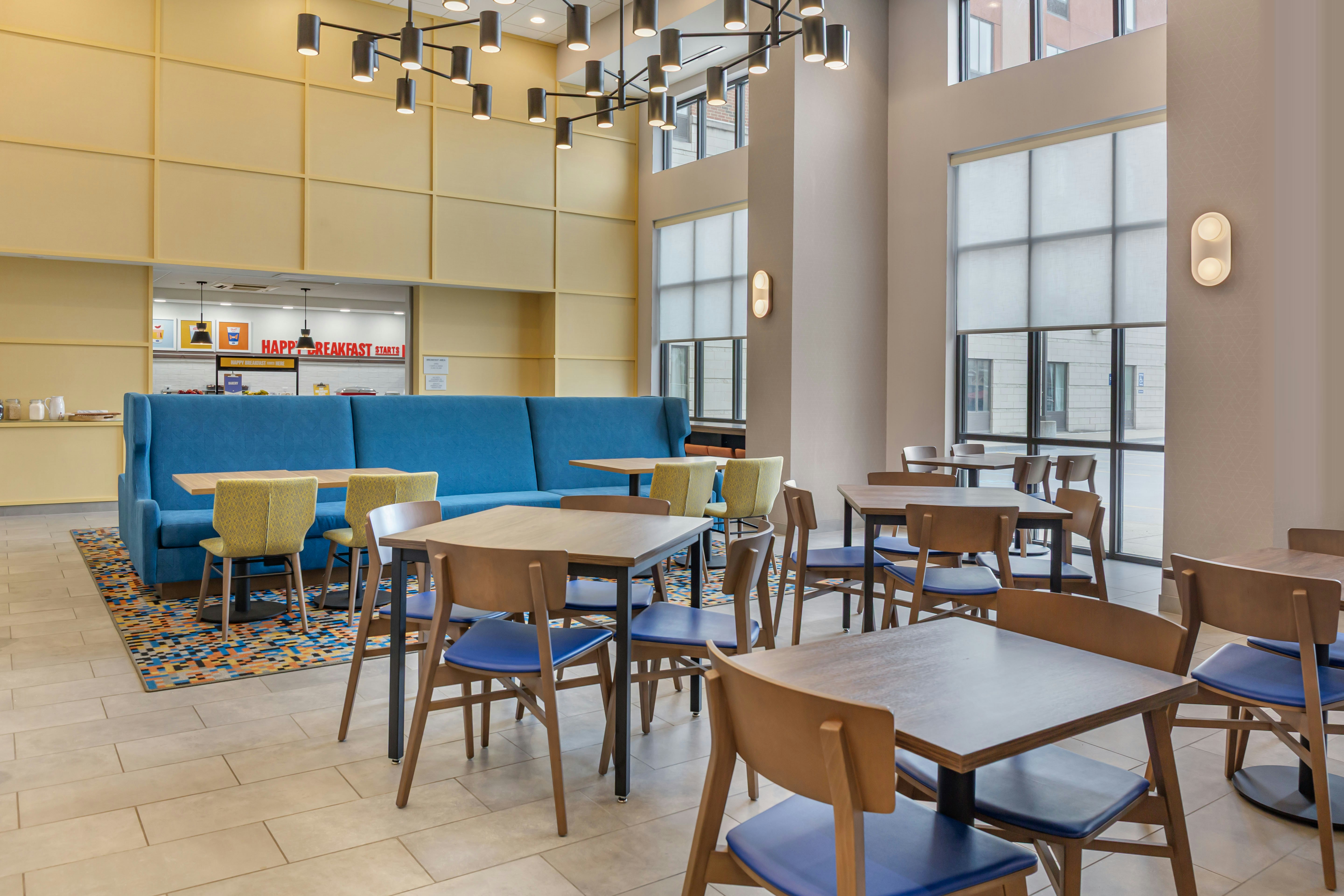 Hampton Inn And Suites Cincinnati Uptown University Area Oh 41/72