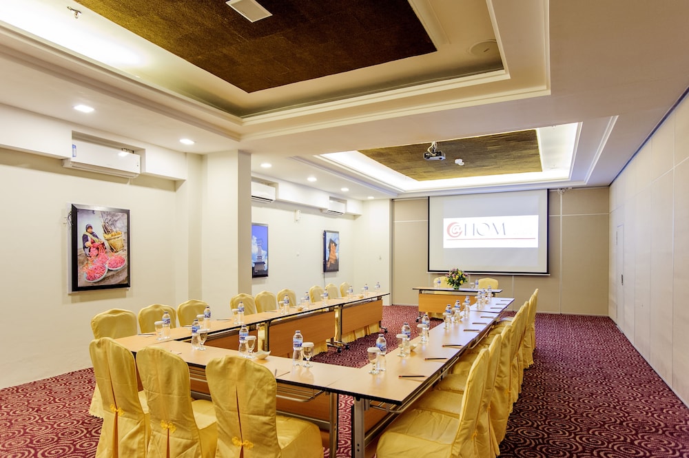 Hom Hotel Kudus 37/41