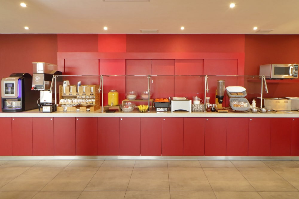 City Express Junior by Marriott Tijuana Otay 36/48