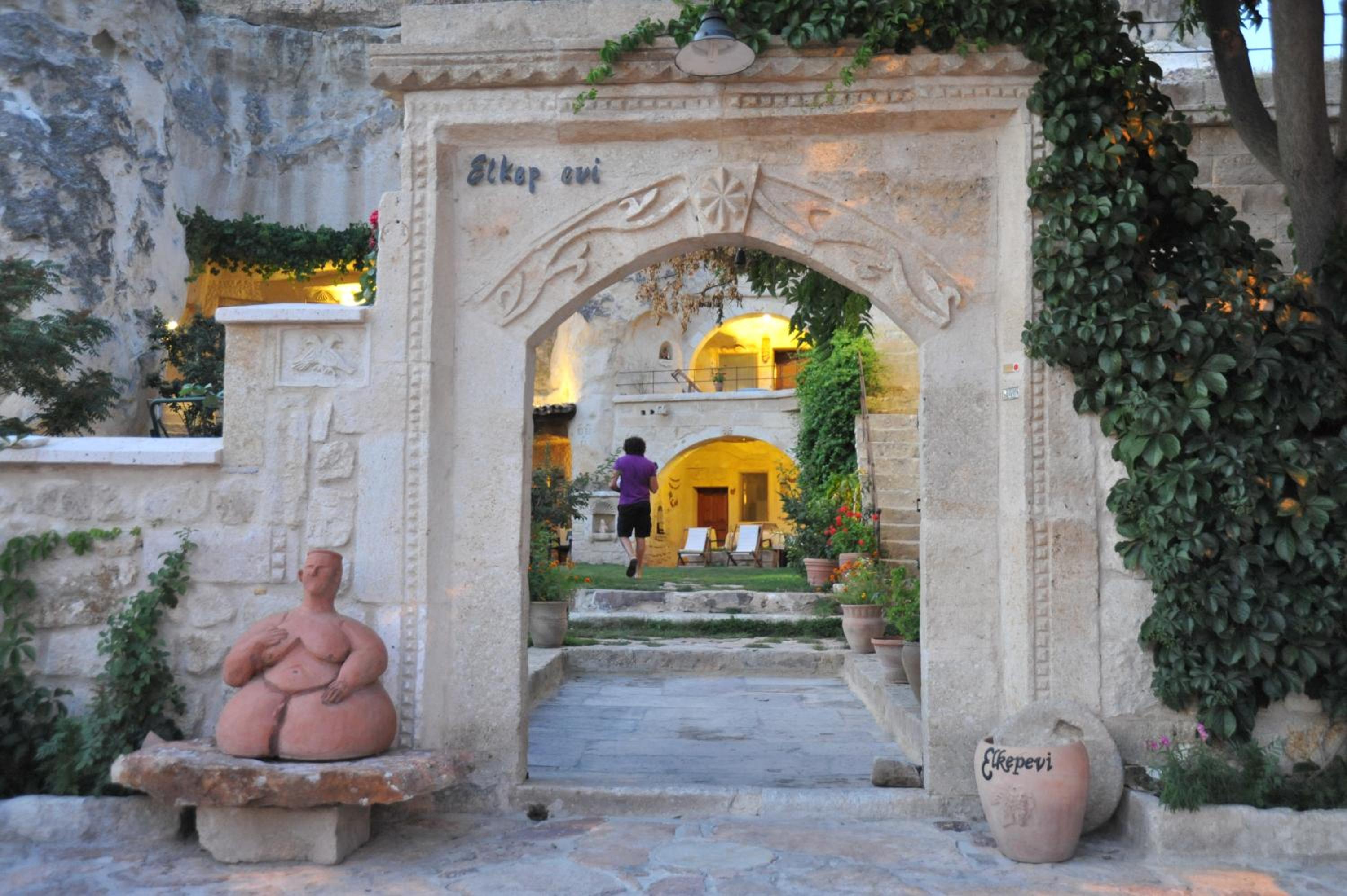 Elkep Evi Cave 9/50