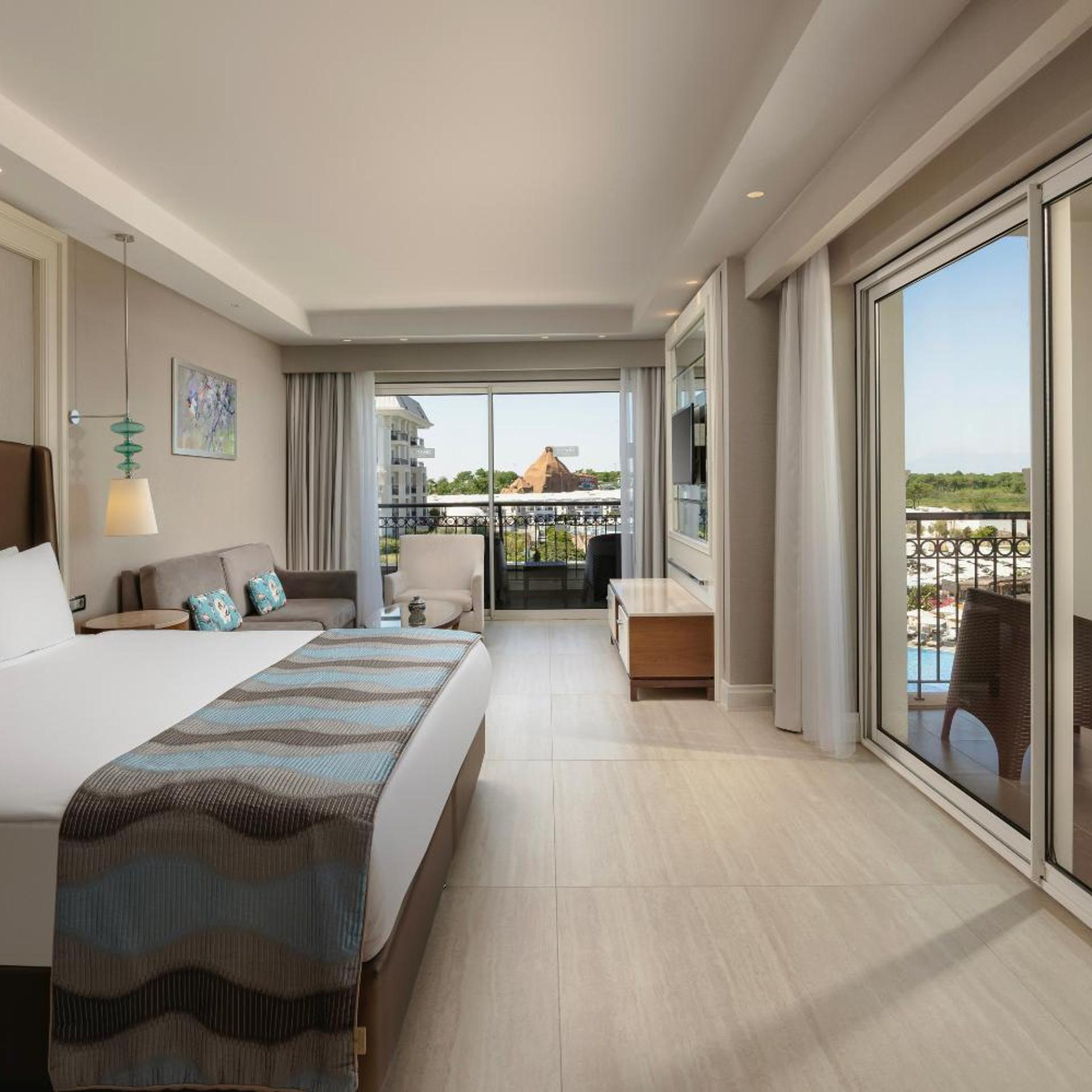 Room, Riverside