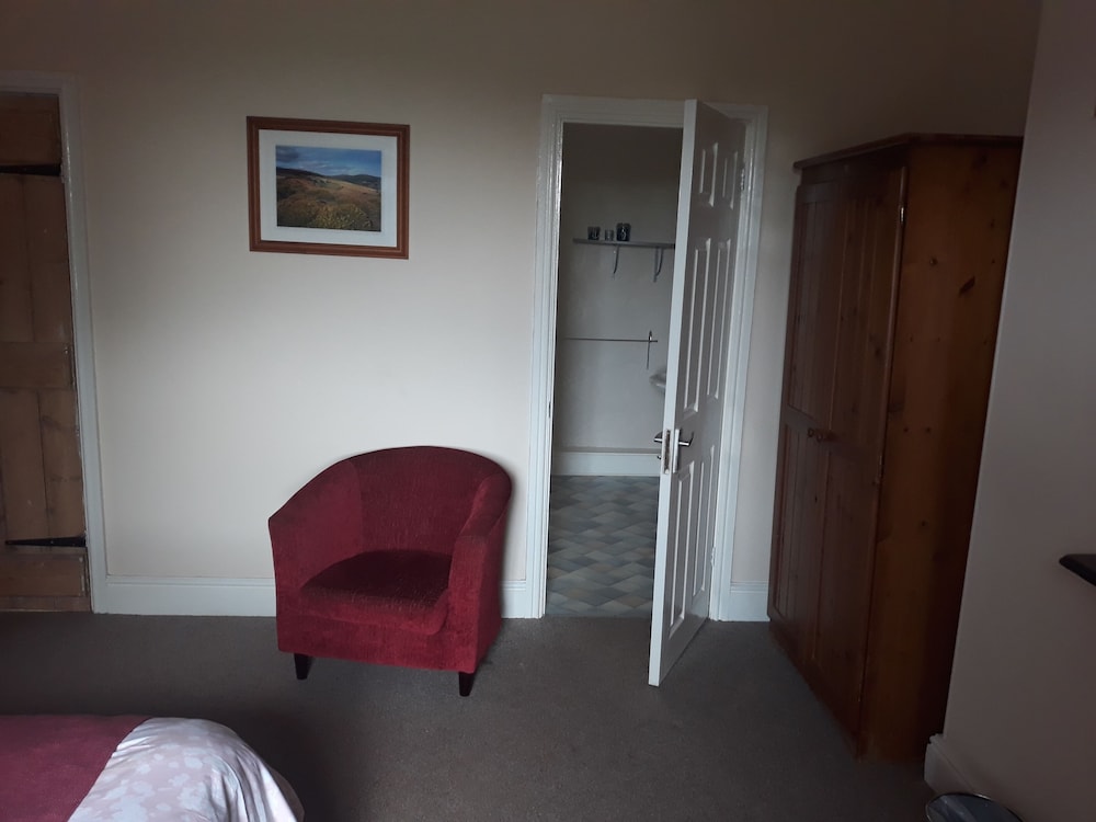 Kilworthy Farm Guesthouse 7/18