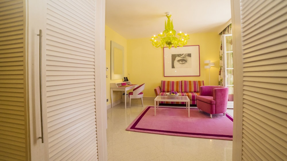 HOTEL LEMONGARDEN 4/50