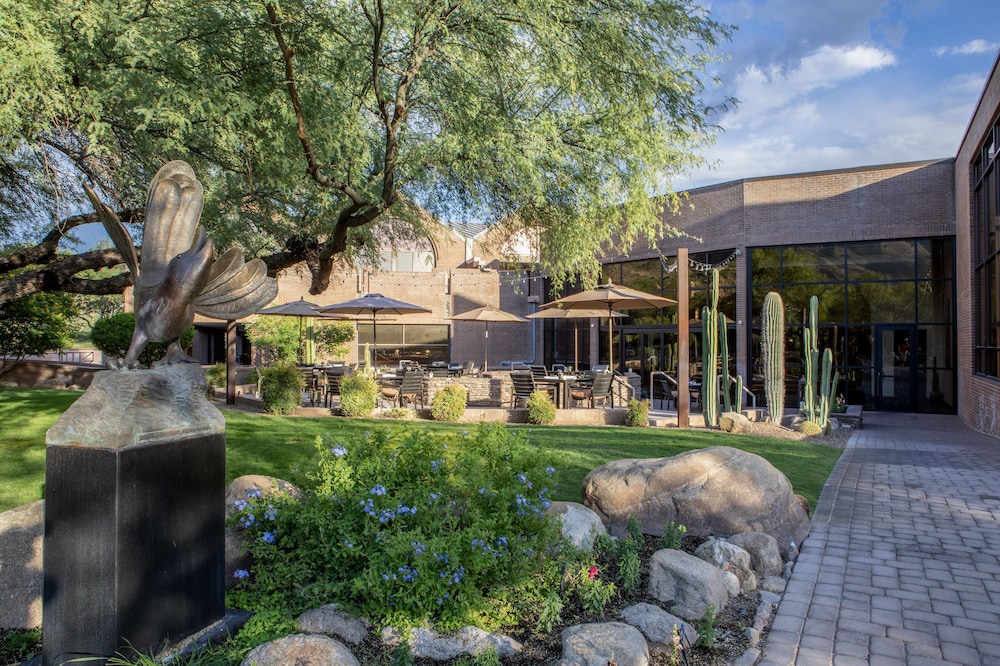 Ventana Canyon Club and Lodge 51/53