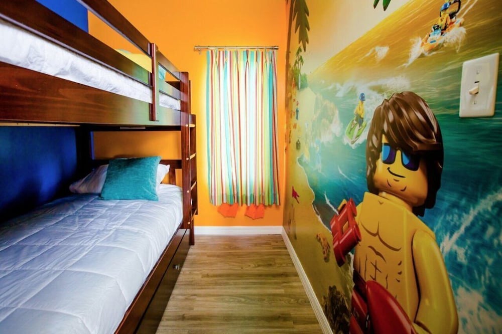 LEGOLAND BEACH RETREAT 4/22