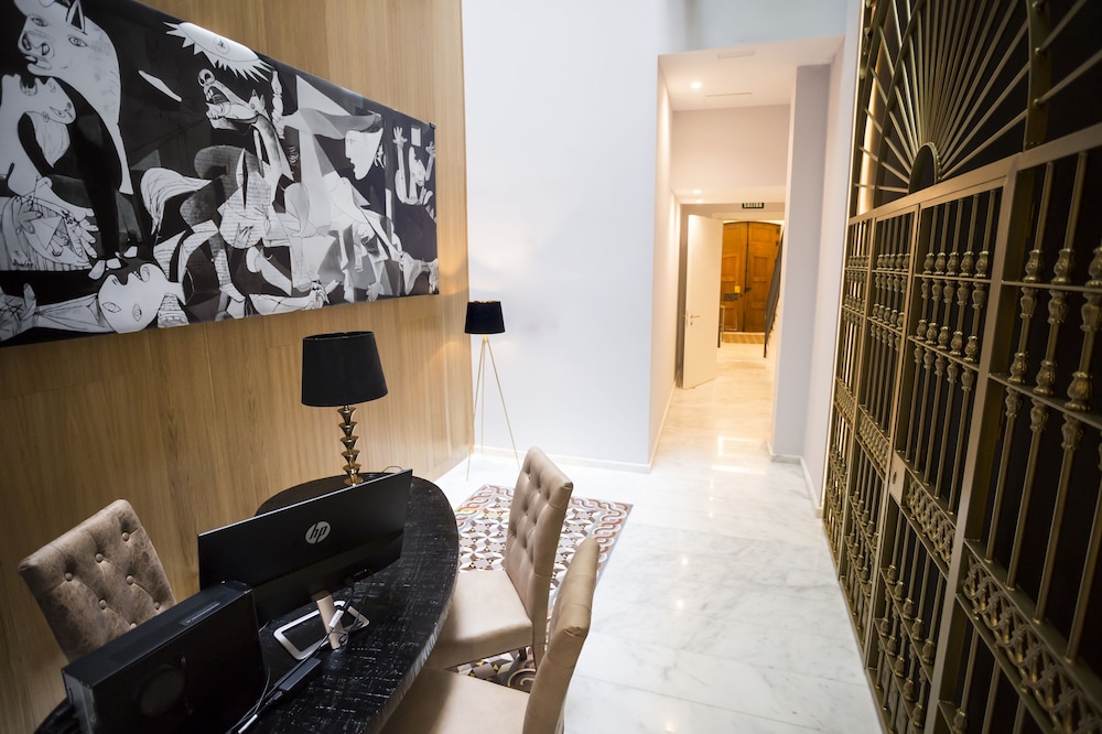 Casa de la Merced Suites 60/64