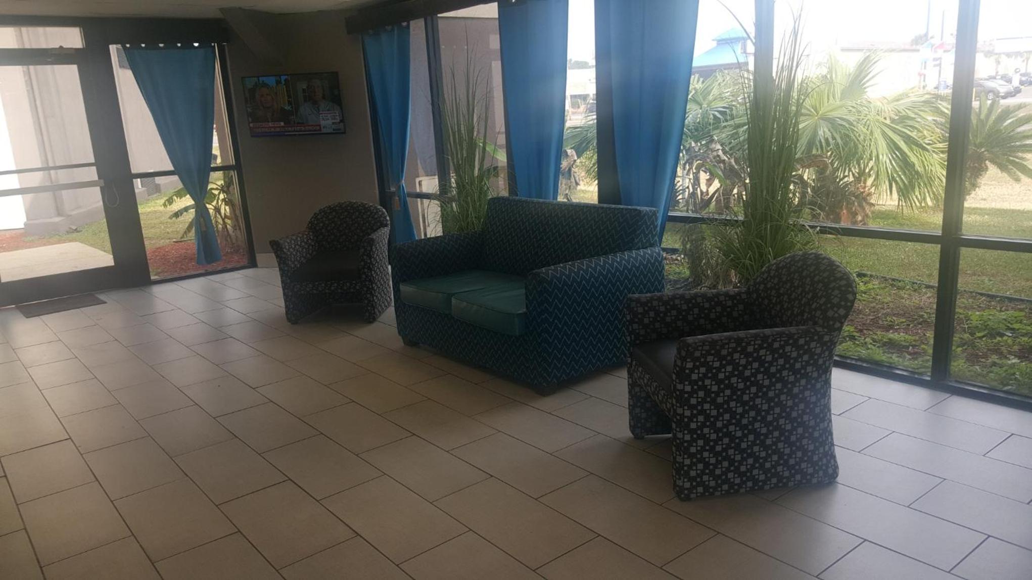 Baymont by Wyndham Pensacola 12/16