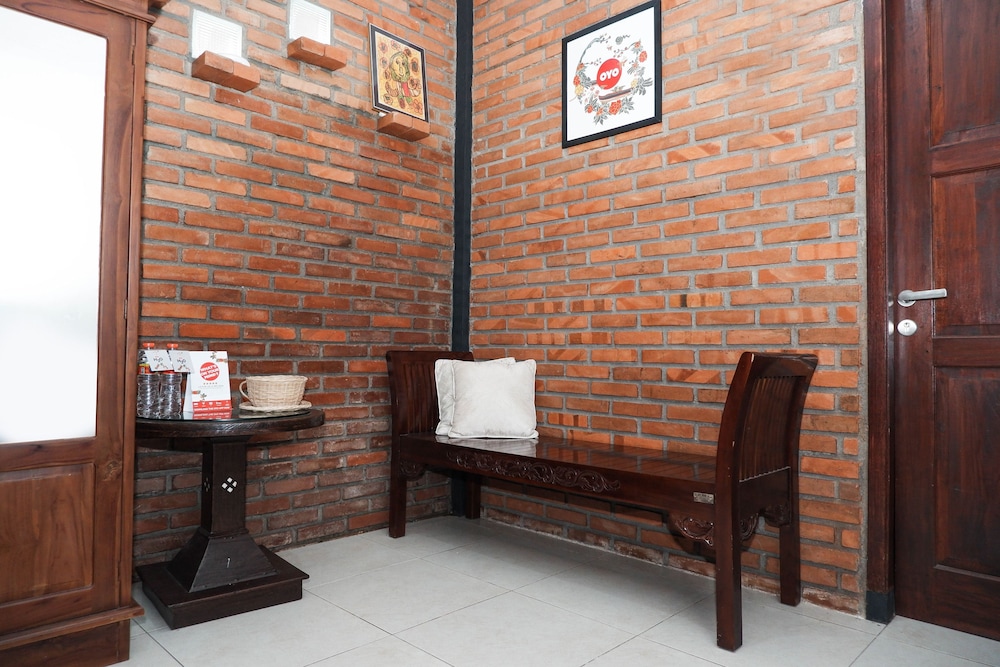OYO 550 Kebon Krapyak Cottage Syariah 20/42
