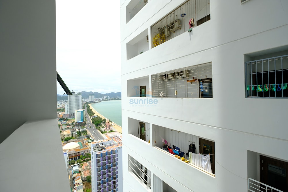 Sunrise Ocean View Apartment 3/77